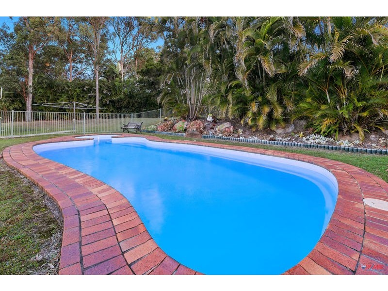 1 Honeymyrtle Court, Capalaba QLD 4157