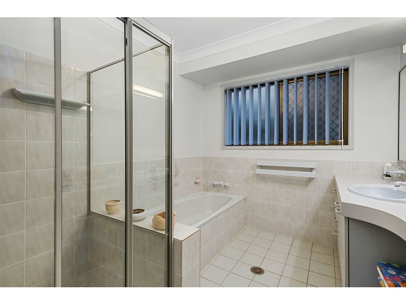 1 Honeymyrtle Court, Capalaba QLD 4157