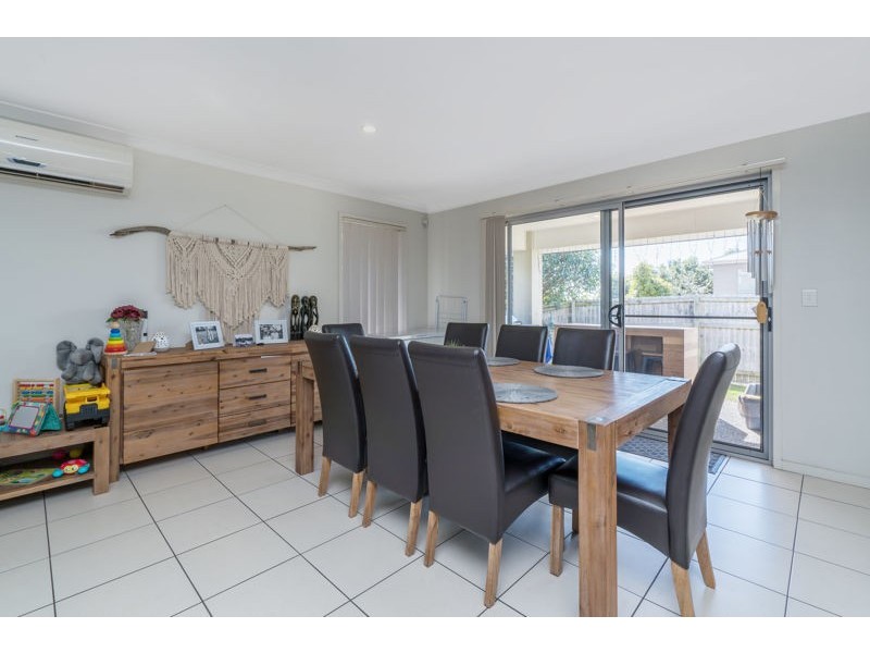 9 Benjamin St, Pimpama QLD 4209