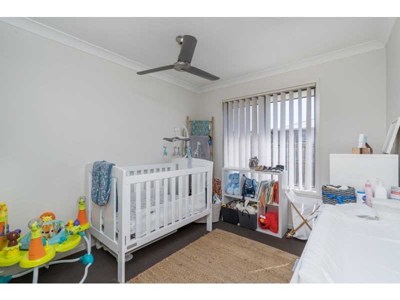 9 Benjamin St, Pimpama QLD 4209