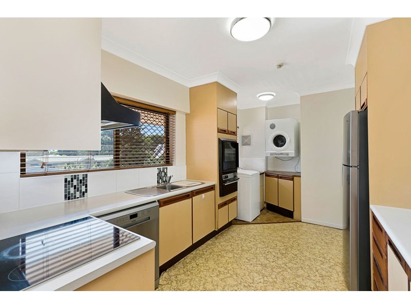 16/11-15 Wharf Street, Cleveland QLD 4163