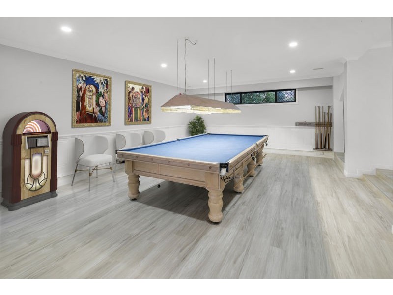 8 Sommersea Drive, Raby Bay QLD 4163