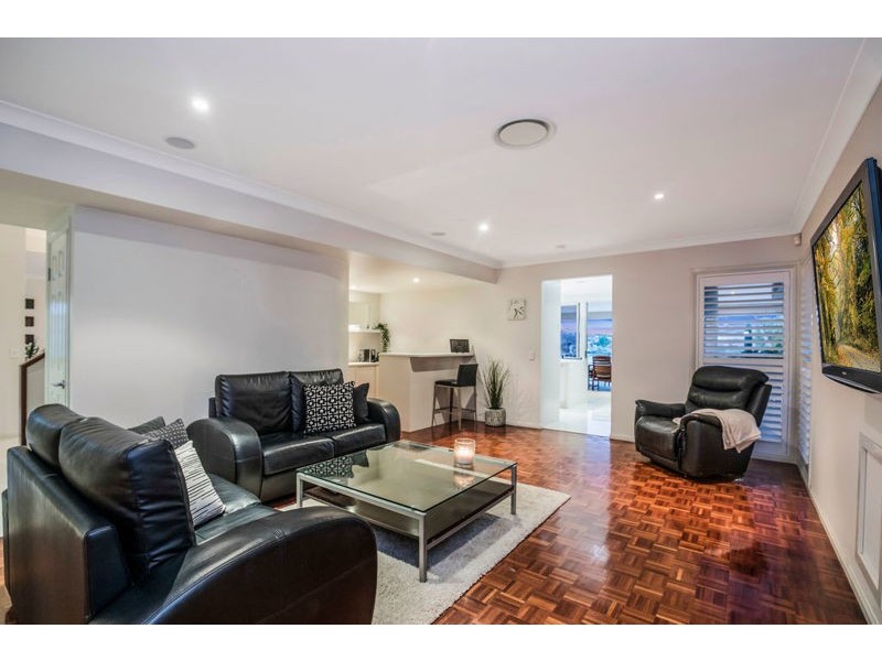 3 Seacrest Court, Raby Bay QLD 4163