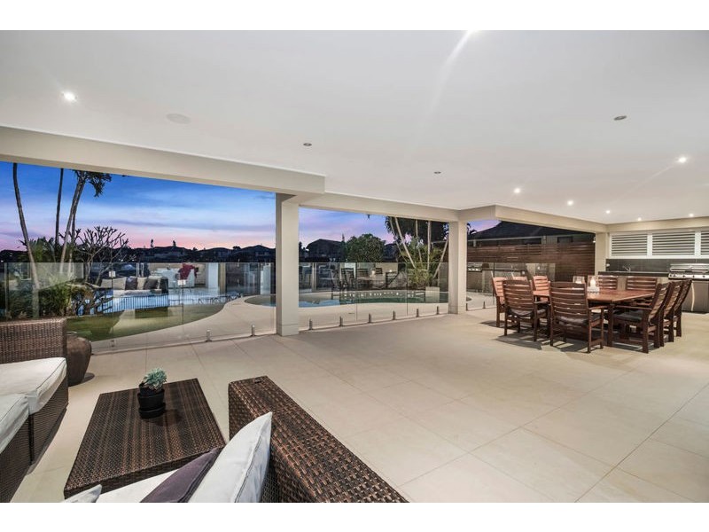 3 Seacrest Court, Raby Bay QLD 4163