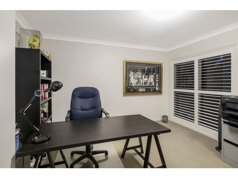 3 Seacrest Court, Raby Bay QLD 4163