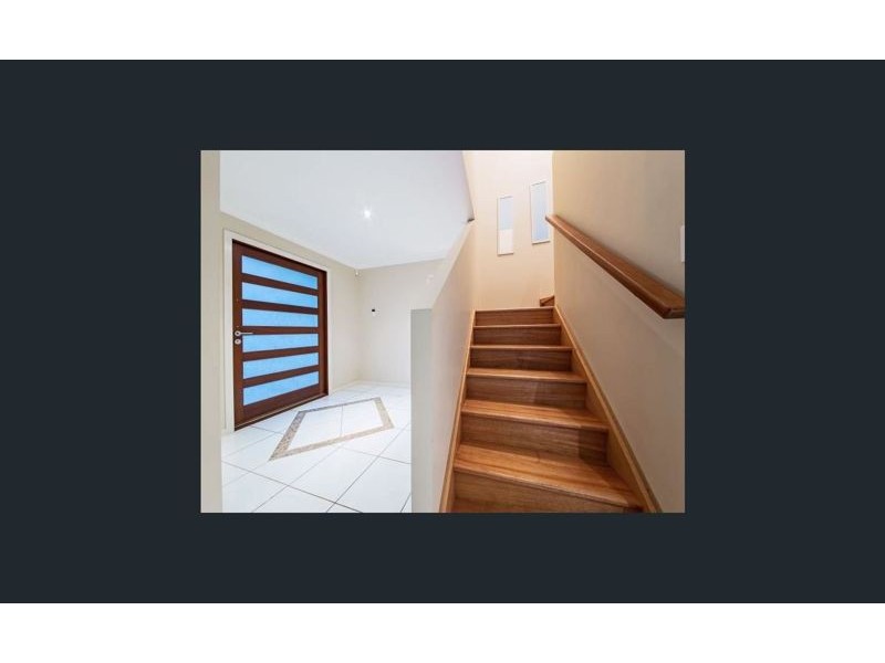 38 Huntly Place, Redland Bay QLD 4165
