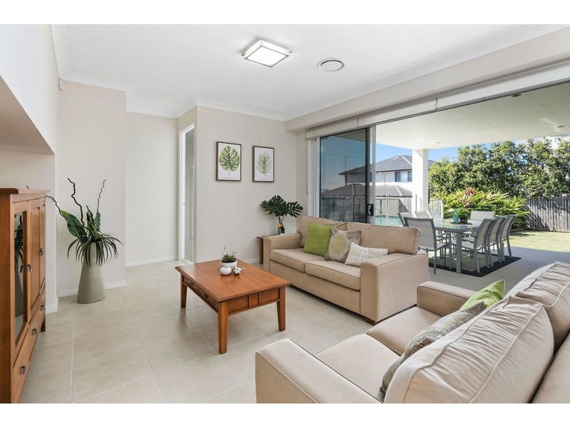 24 Highland Street, Redland Bay QLD 4165