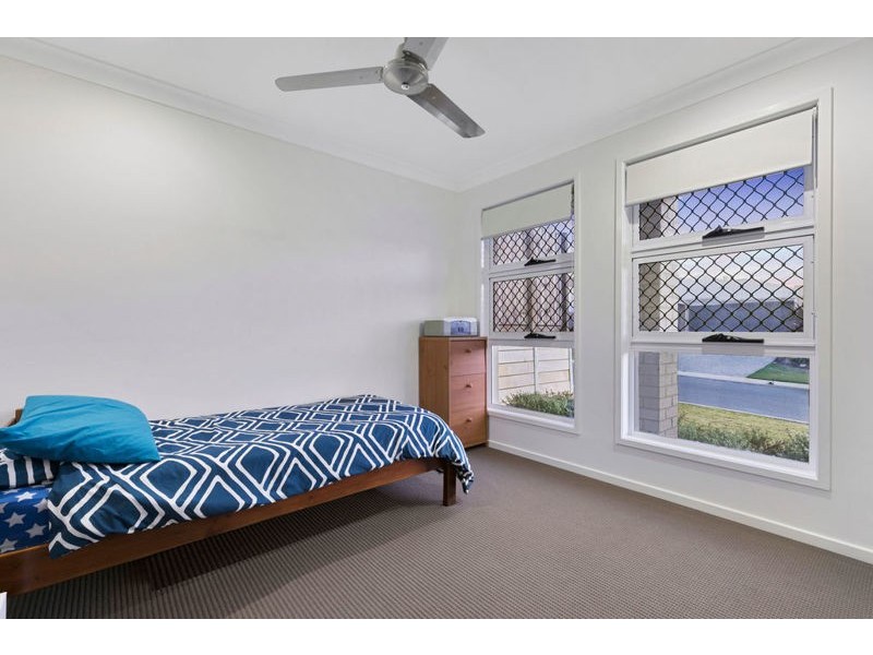 27 Cardwell Circuit, Thornlands QLD 4164