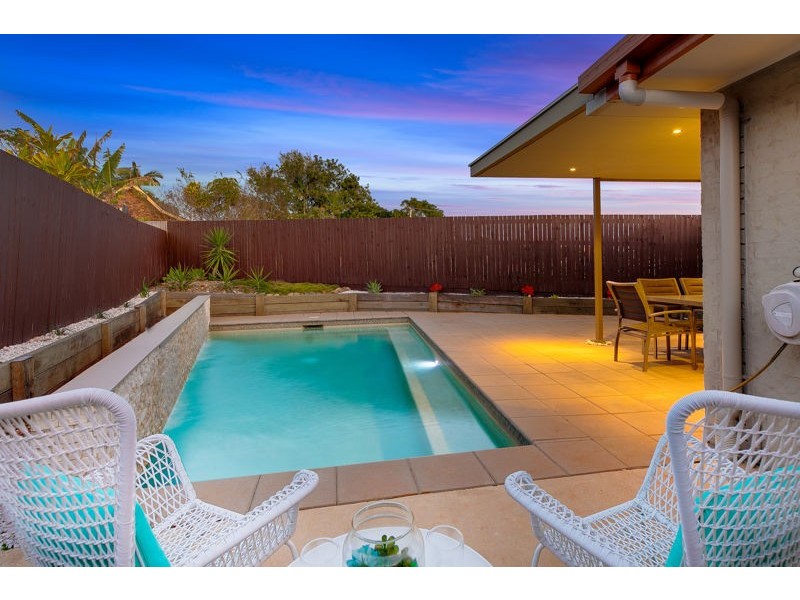 4 Gwingarra Street, Wellington Point QLD 4160