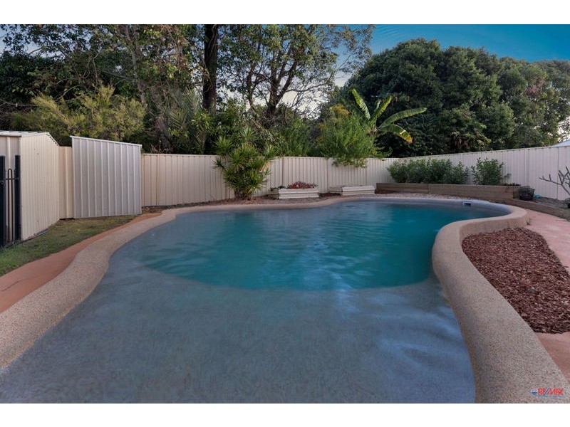 2 Jennifer Street, Birkdale QLD 4159