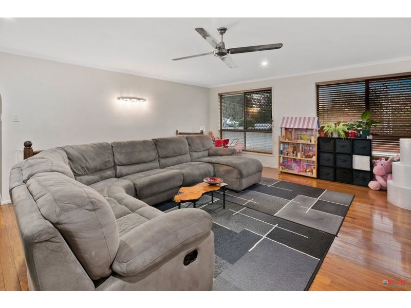 2 Jennifer Street, Birkdale QLD 4159