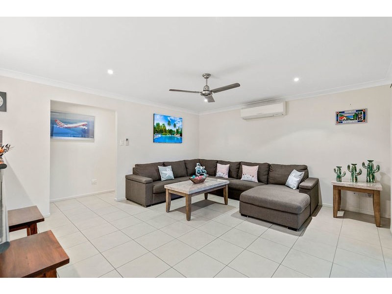 61 Emperor Drive, Redland Bay QLD 4165