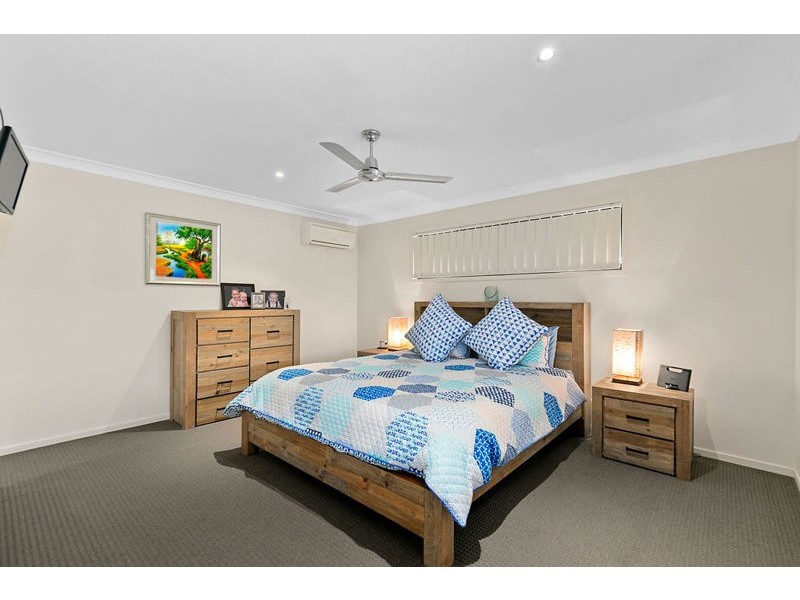 61 Emperor Drive, Redland Bay QLD 4165