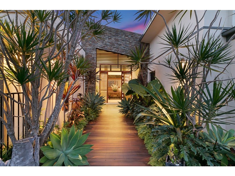 3 Denham Boulevard, Redland Bay QLD 4165