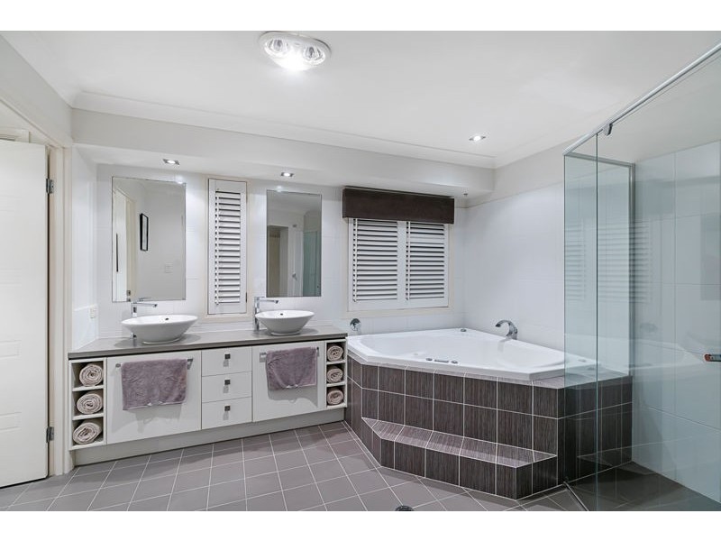 3 Denham Boulevard, Redland Bay QLD 4165