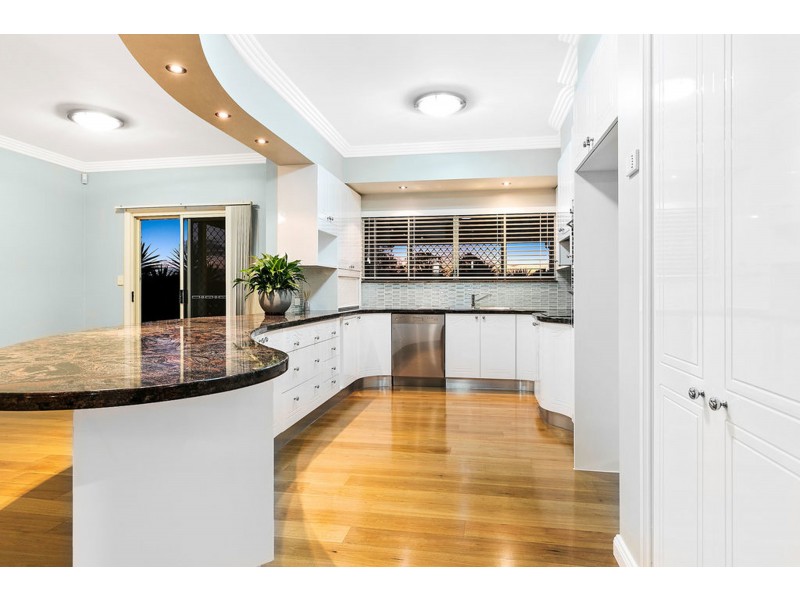 7 Wells Court, Ormiston QLD 4160