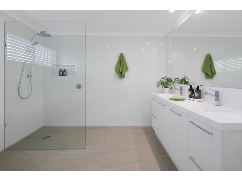 7 Wells Court, Ormiston QLD 4160