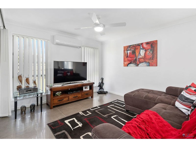 95 Bankswood Drive, Redland Bay QLD 4165