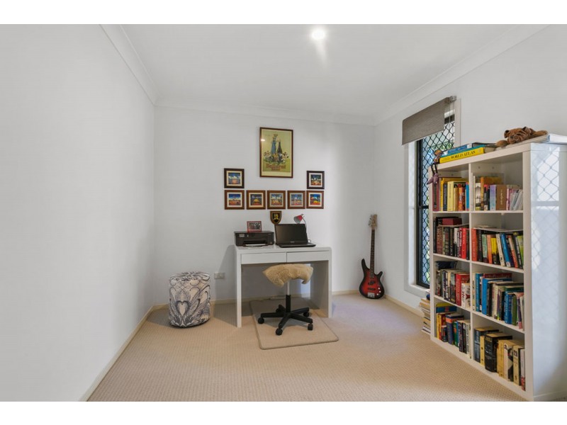 22 Manning Esplanade, Thornlands QLD 4164