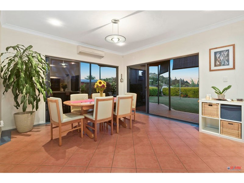 23 Penzance Dr, Redland Bay QLD 4165