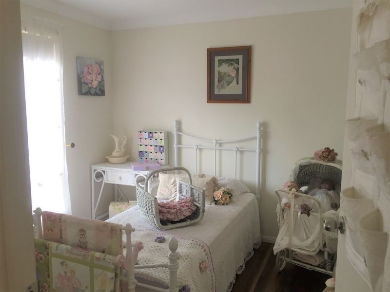 11 Saturn Street, Russell Island QLD 4184