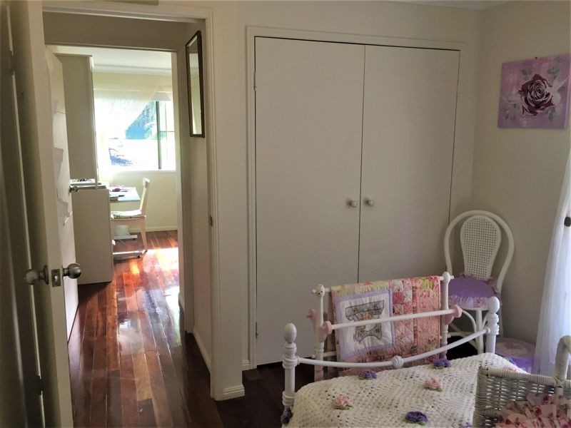 11 Saturn Street, Russell Island QLD 4184
