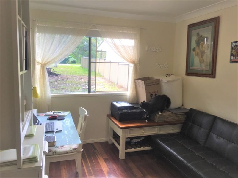 11 Saturn Street, Russell Island QLD 4184
