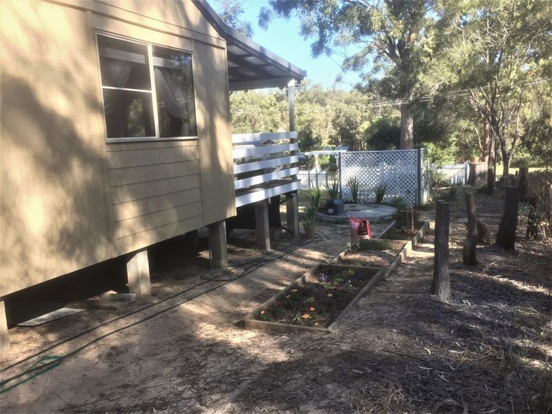 11 Saturn Street, Russell Island QLD 4184