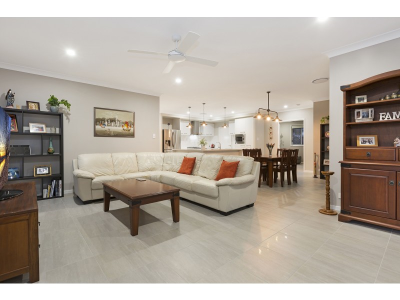 13 Majestic Circuit, Thornlands QLD 4164