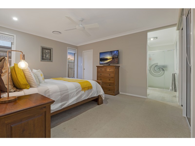 13 Majestic Circuit, Thornlands QLD 4164