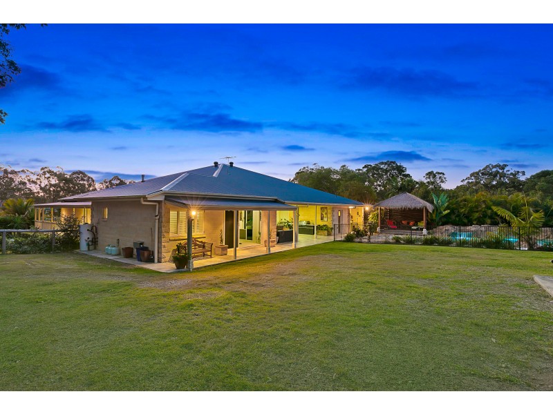 9-11 Teesdale Road, Alexandra Hills QLD 4161