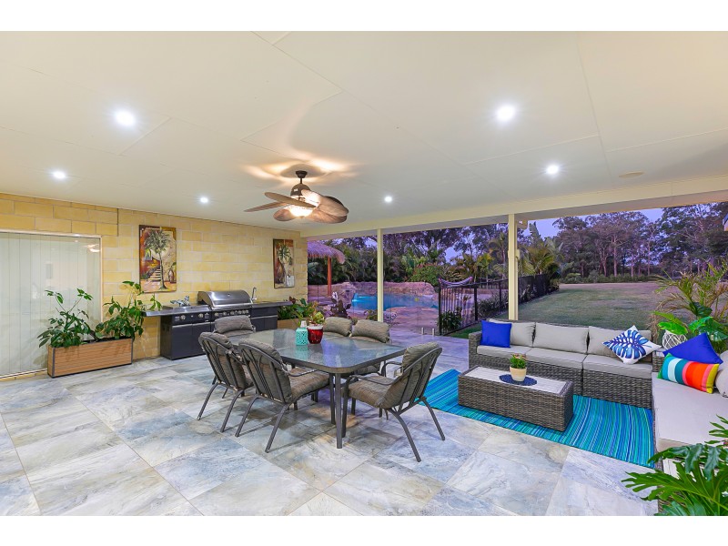 9-11 Teesdale Road, Alexandra Hills QLD 4161