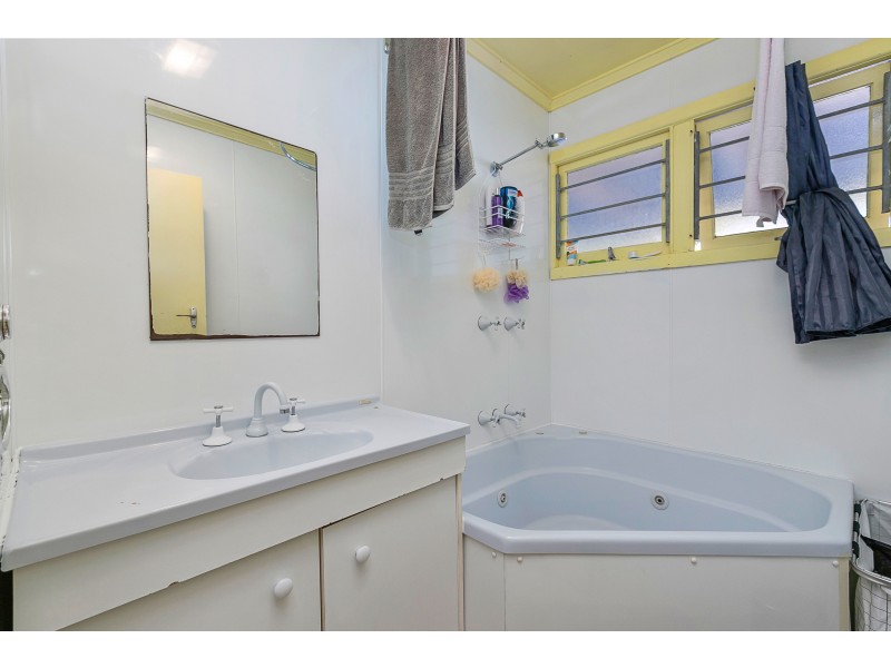 9-11 Teesdale Road, Alexandra Hills QLD 4161
