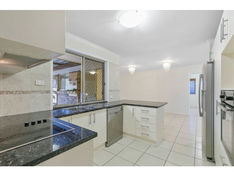 12 Lowrie Court, Cleveland QLD 4163