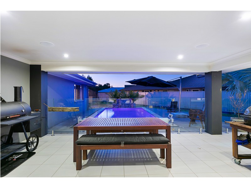 5 Westmill Close, Wellington Point QLD 4160