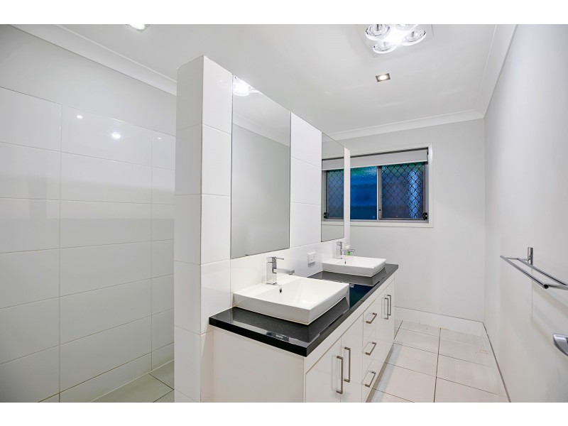 5 Westmill Close, Wellington Point QLD 4160