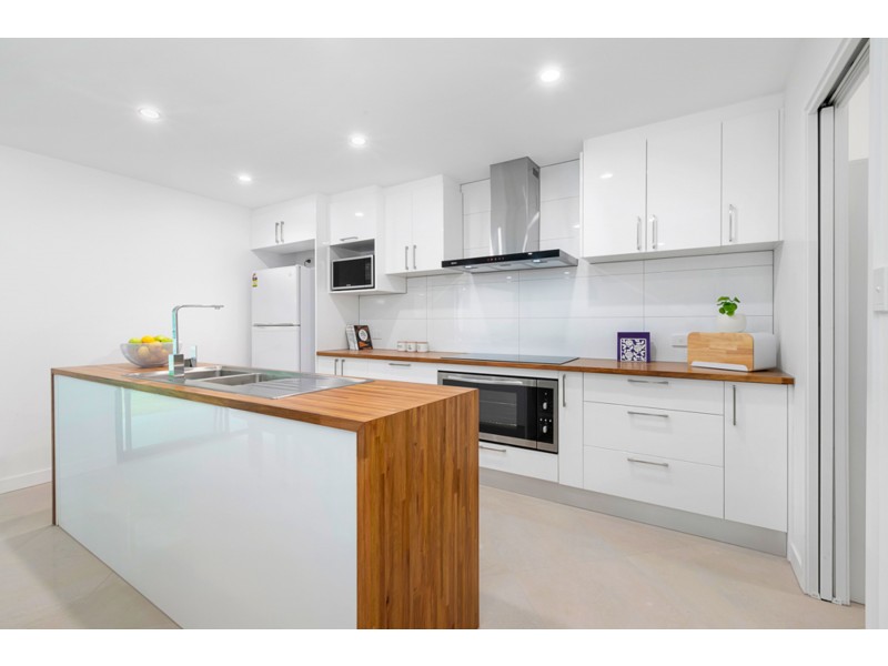 51 Shepherd Street, Wynnum QLD 4178