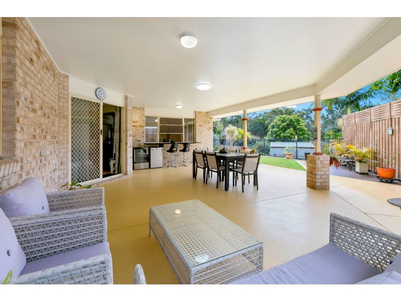 26 Portland Parade, Redland Bay QLD 4165
