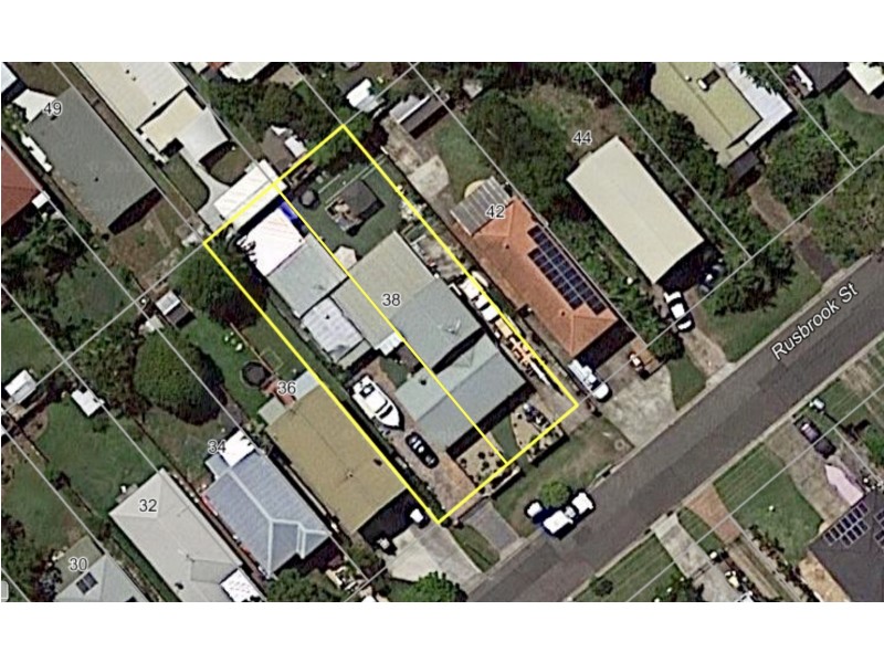 38-40 Rusbrook Street, Redland Bay QLD 4165