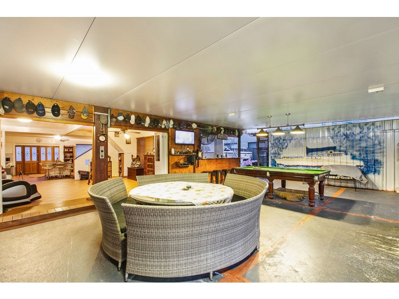 38-40 Rusbrook Street, Redland Bay QLD 4165