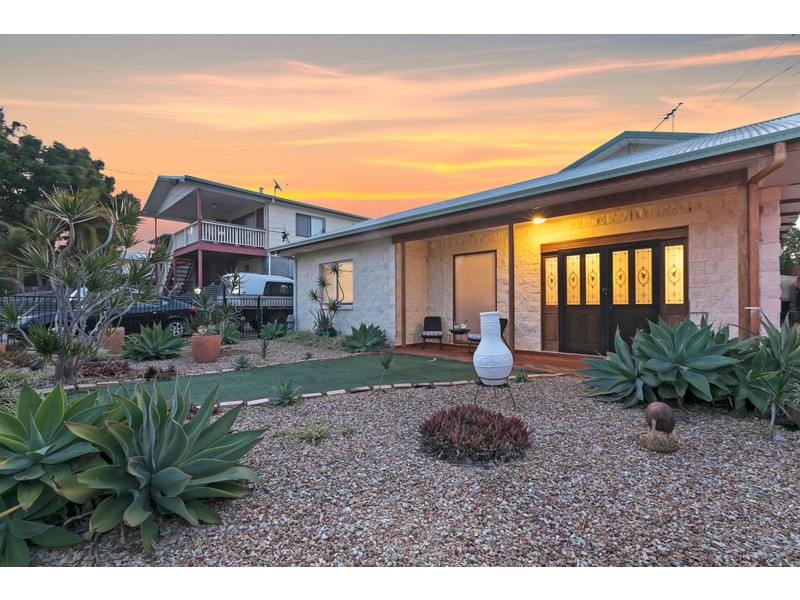 38-40 Rusbrook Street, Redland Bay QLD 4165