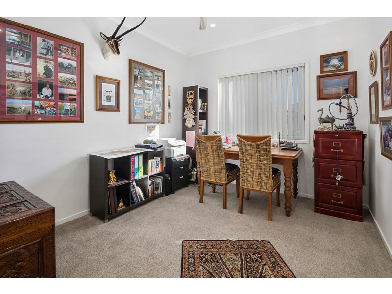 2/6 Joshua Place, Redland Bay QLD 4165
