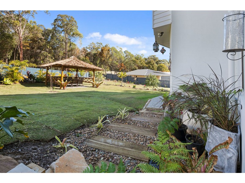 2/6 Joshua Place, Redland Bay QLD 4165