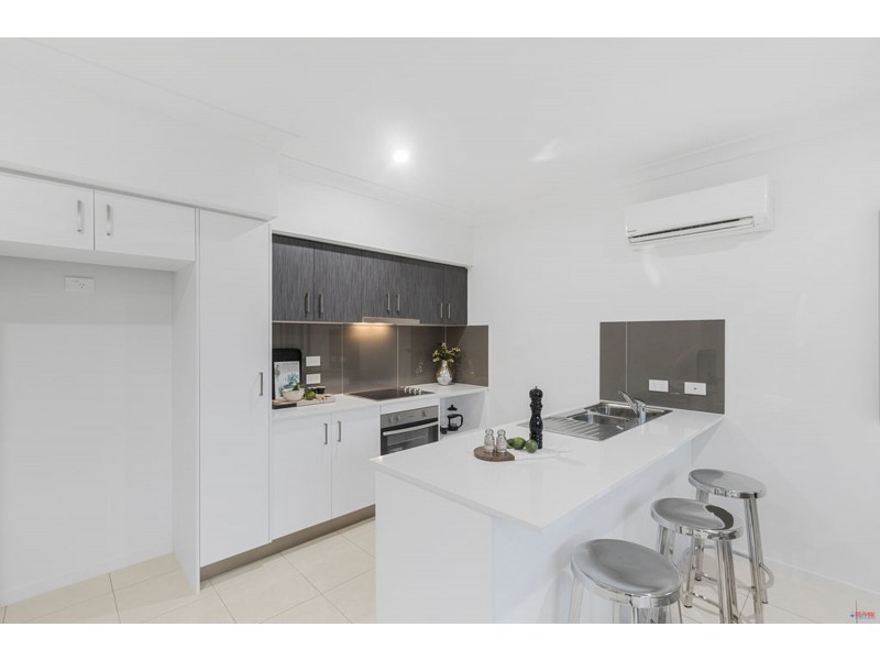Unit 2 41-45 Benfer Road, Victoria Point, Victoria Point QLD 4165