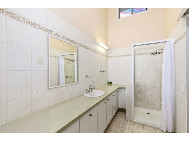 42 Dangar Street, Belmont QLD 4153