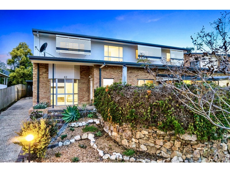 42 Dangar Street, Belmont QLD 4153