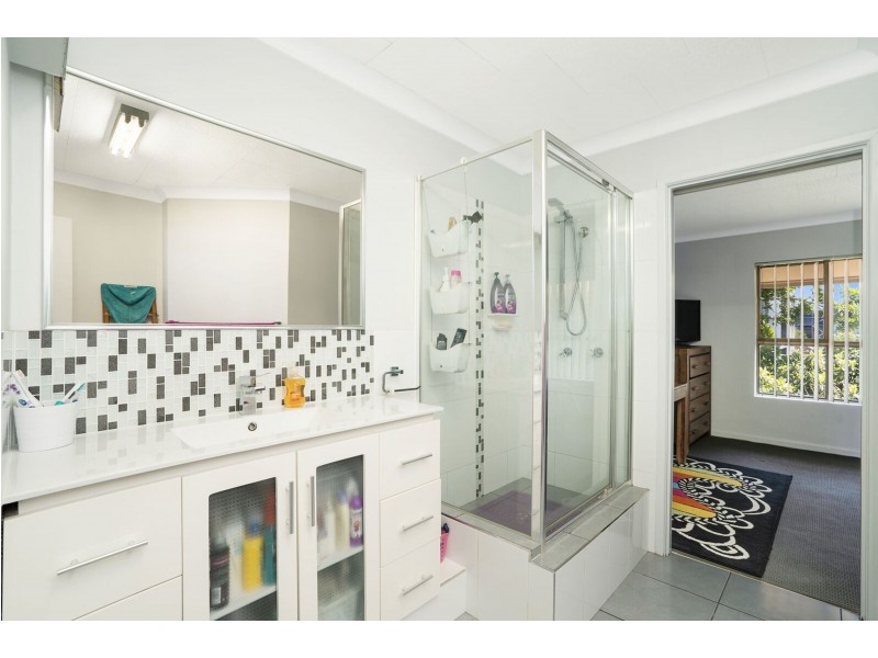 23/11-15 Wharf Street, Cleveland QLD 4163