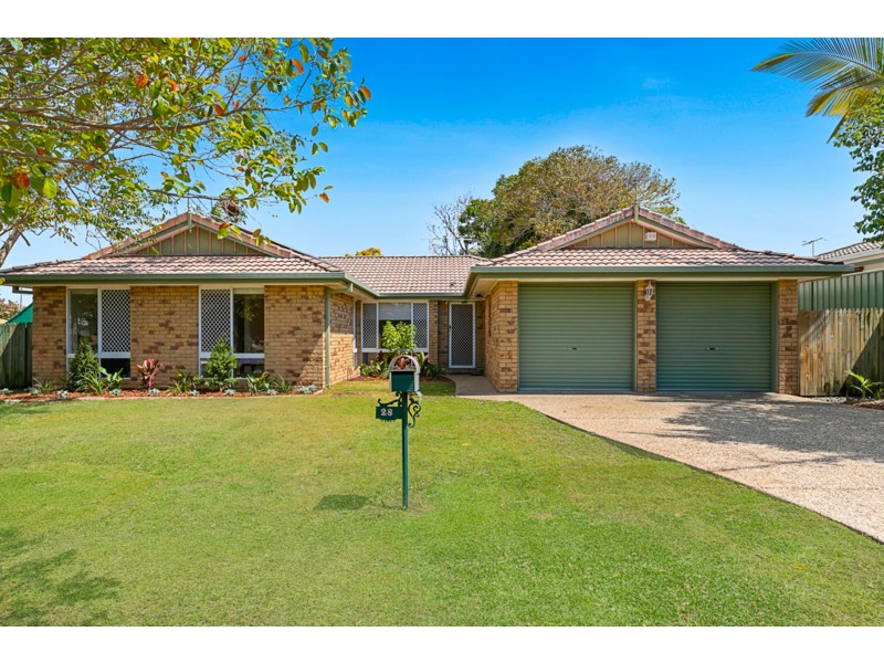 28 Gardenia Drive, Birkdale QLD 4159