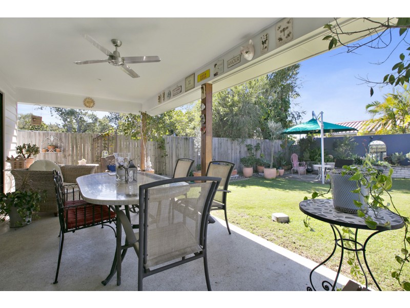 15 Michael Street, Redland Bay QLD 4165