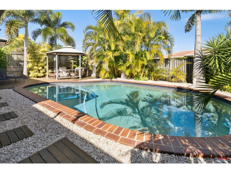 7 Wallace Street, Wellington Point QLD 4160